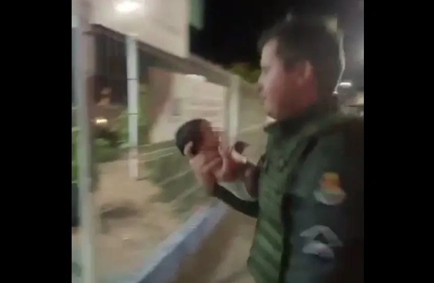 Recém-nascido é salvo de engasgo por policiais militares em São Gonçalo do Amarante, no Ceará