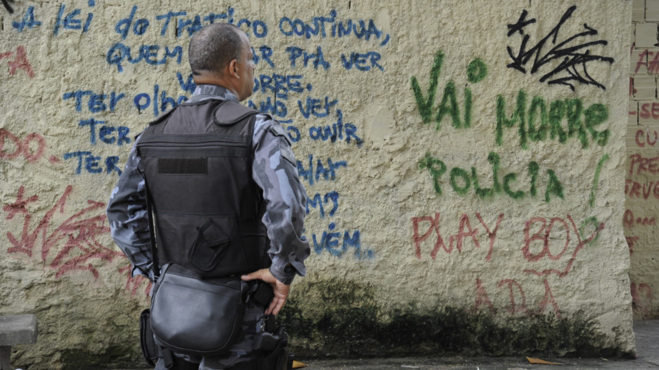 Câmara aprova aumento das penas de homicídio contra agentes de segurança e seus parentes